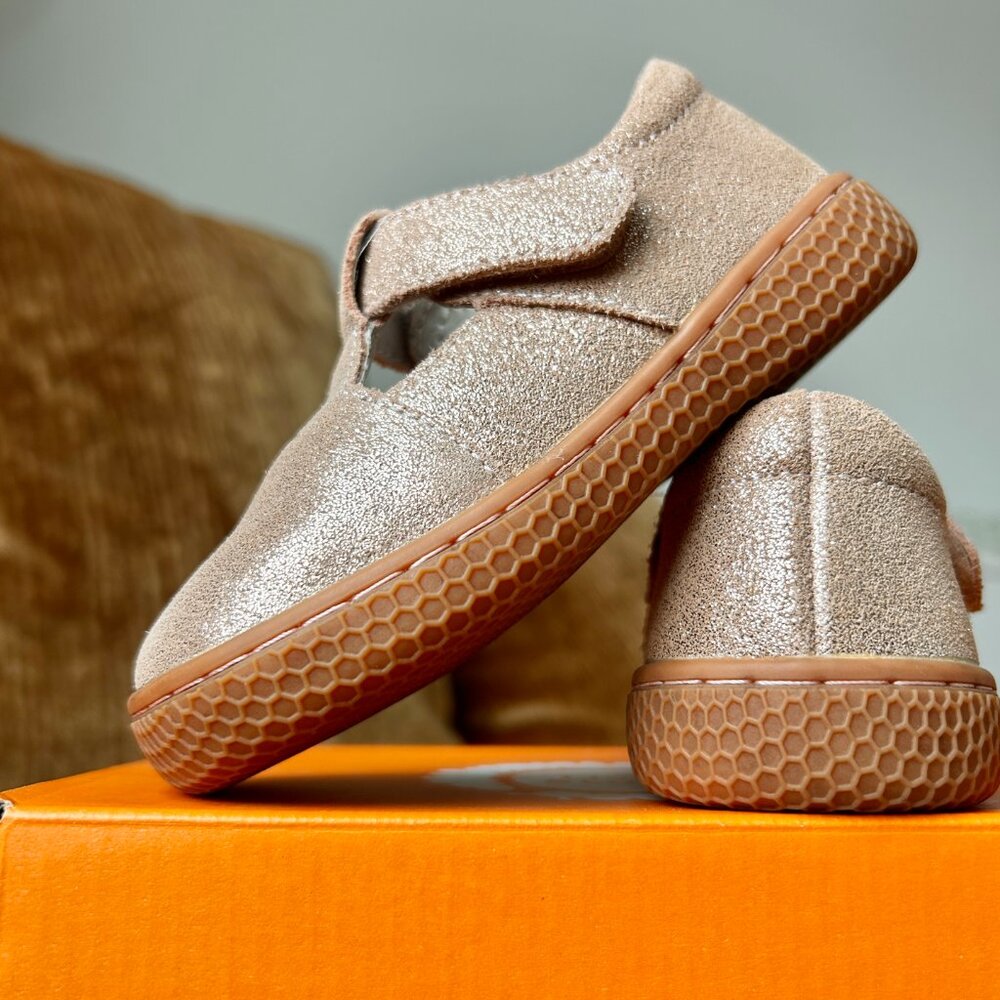 NEW Rose Gold Shimmer Leather Livie & Luca Toddler T-Strap 6